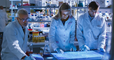 ResearchFund-lab-475x250-GettyImages-1158419869